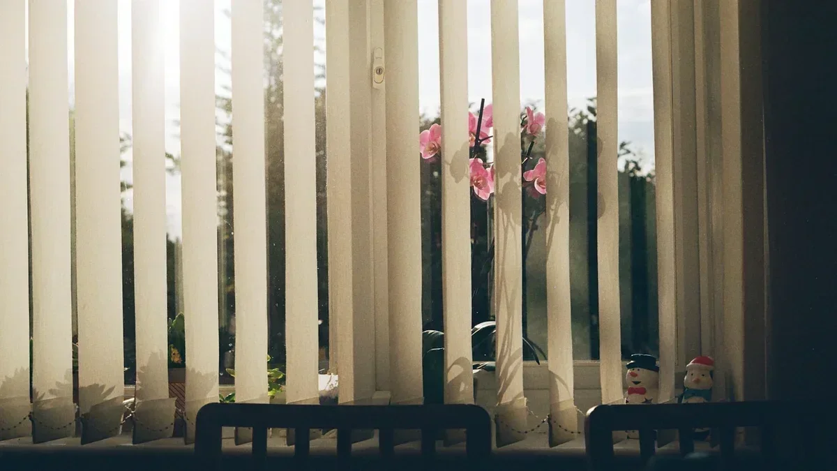 Como Escolher Cortina e Persiana: Guia Completo