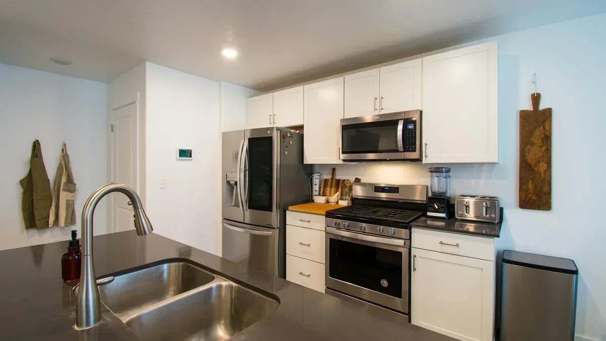 Melhor Lixeira Automática: 9 Opções Inteligentes para Casa 2026