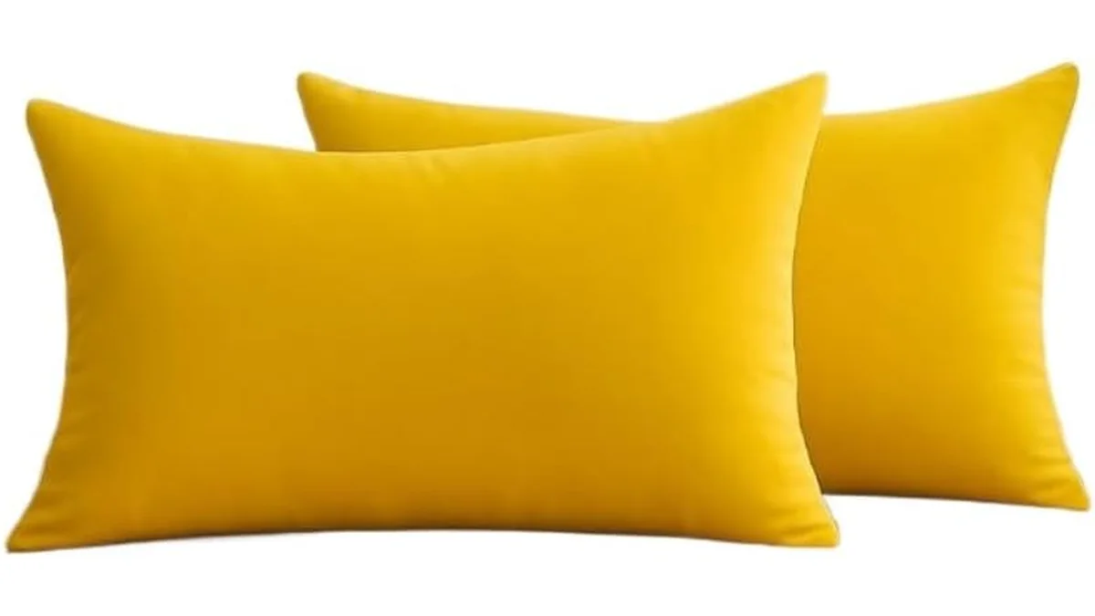 Fotografia do artigo Kit 2 Almofadas Baguete 50x30cm em Suede com Enchimento Incluso em 16:9 para comparação