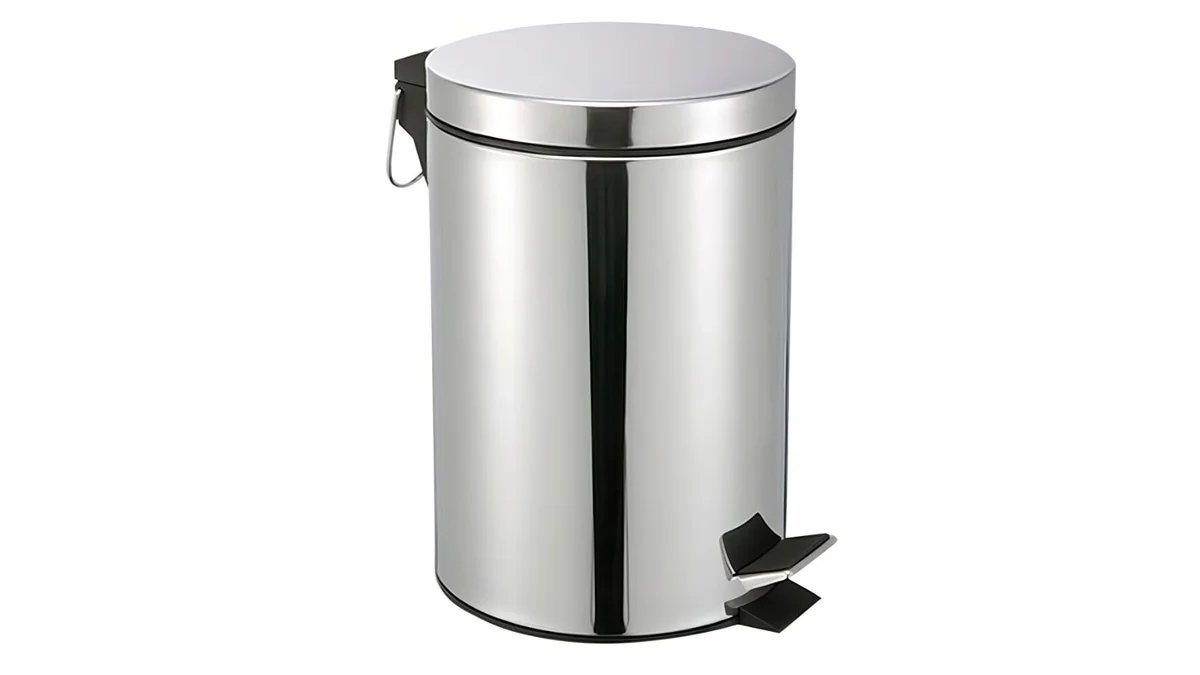 Fotografia do artigo Lixeira de Aço Inox 5 Litros com Pedal Antiderrapante Balde Removível em 16:9 para comparação