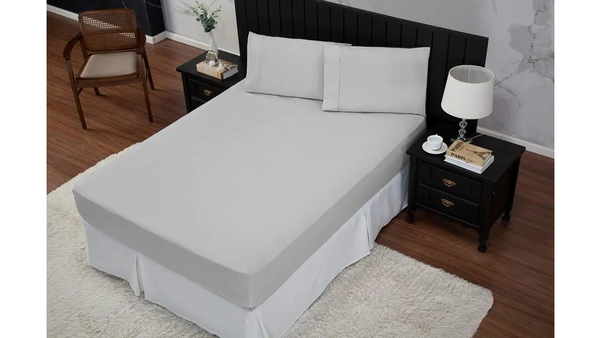 Fotografia do artigo Jogo de Cama Casal Percal 400 Fios Ponto Palito 03 Peças em 16:9 para comparação