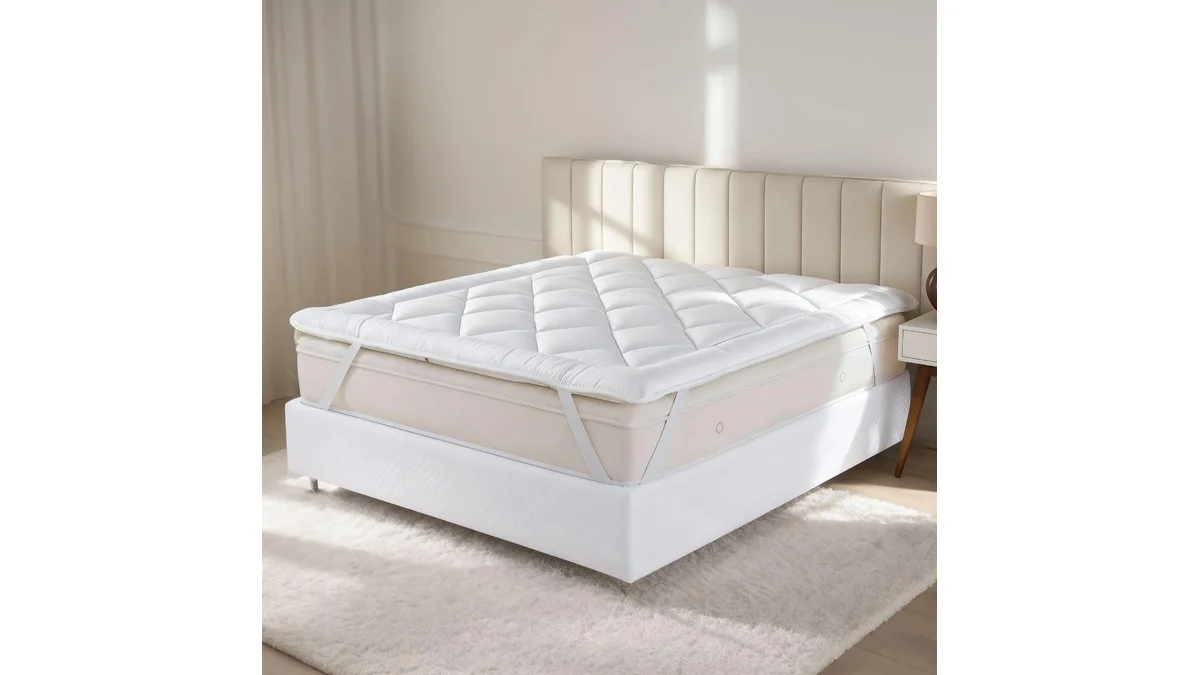 Fotografia do colchão Pillow Top Casa Dona Extra Macio 5cm Tecido Premium 400 Fios Antialérgico e Antiácaro Fixação com Elástico Upgrade para Seu Colchão (King) em formato paisagem 16 por 9 para comparação
