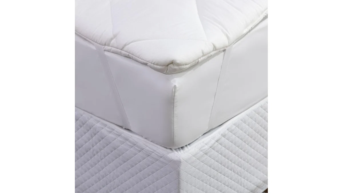 Fotografia do colchão Pillow Top Solteiro Micro Percal 400 Fios Acolchoado Extra Macio Enchimento Superior Para Colchão em formato paisagem 16 por 9 para comparação